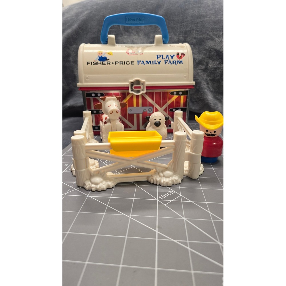 Vintage Fisher Price Play Family Farm Carry Case Little People Cow Sheep Fence